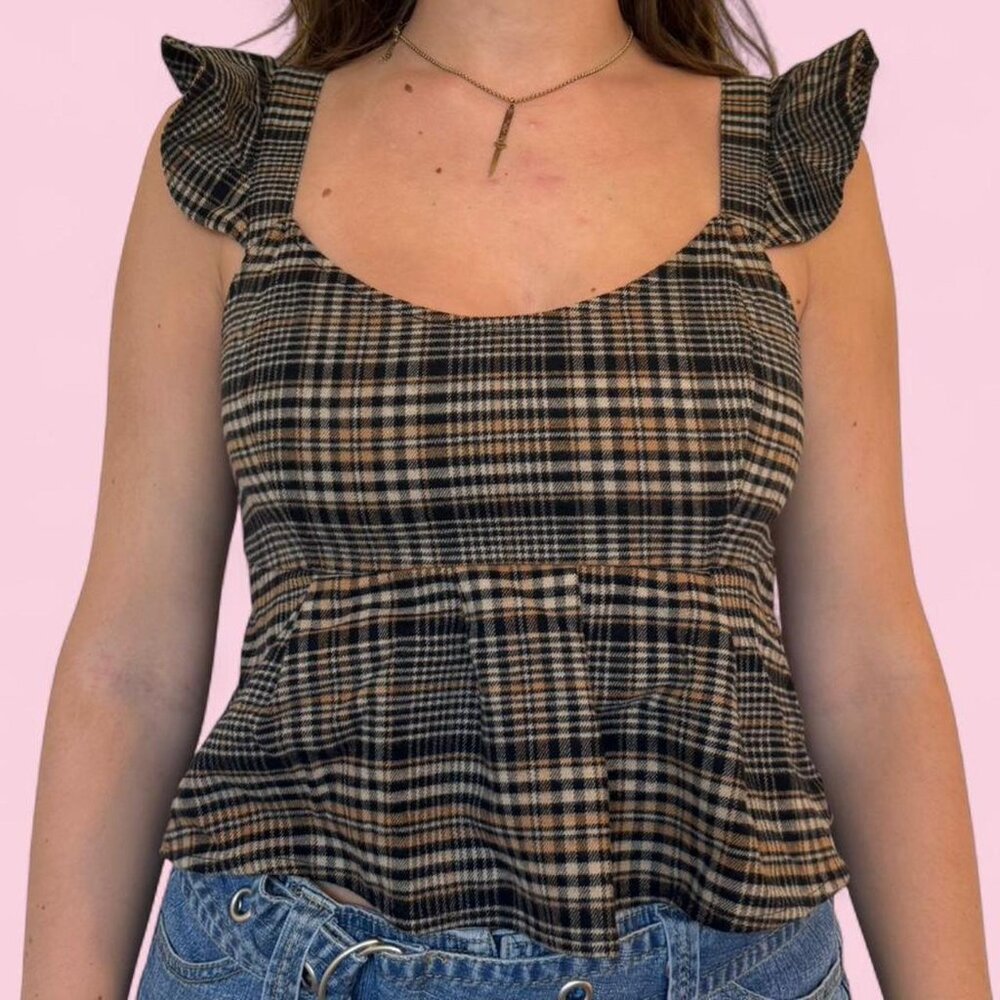 leith black and tan plaid ruffle strap peplum top